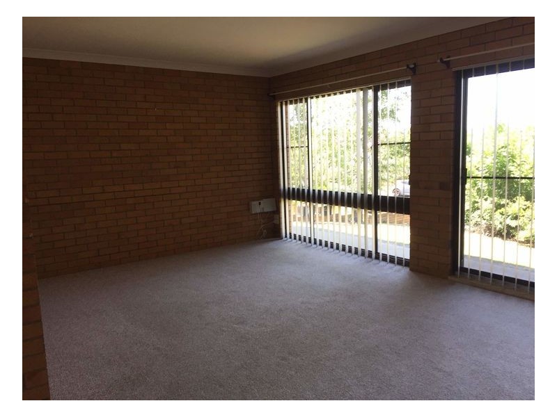 2/197 Donnelly Street, Armidale NSW 2350
