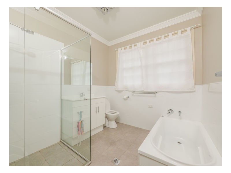 195 Kennedy Street, Armidale NSW 2350