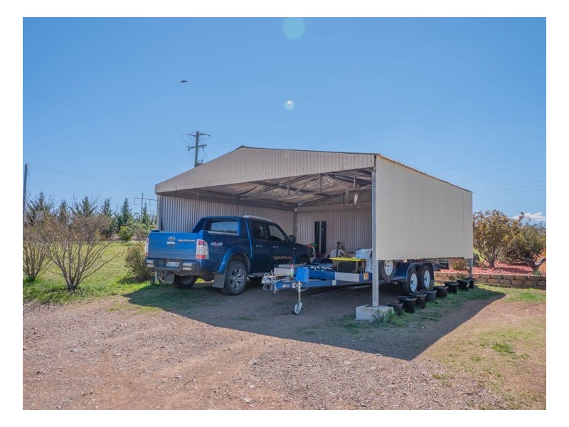 1 Yellowtail Court, Armidale NSW 2350