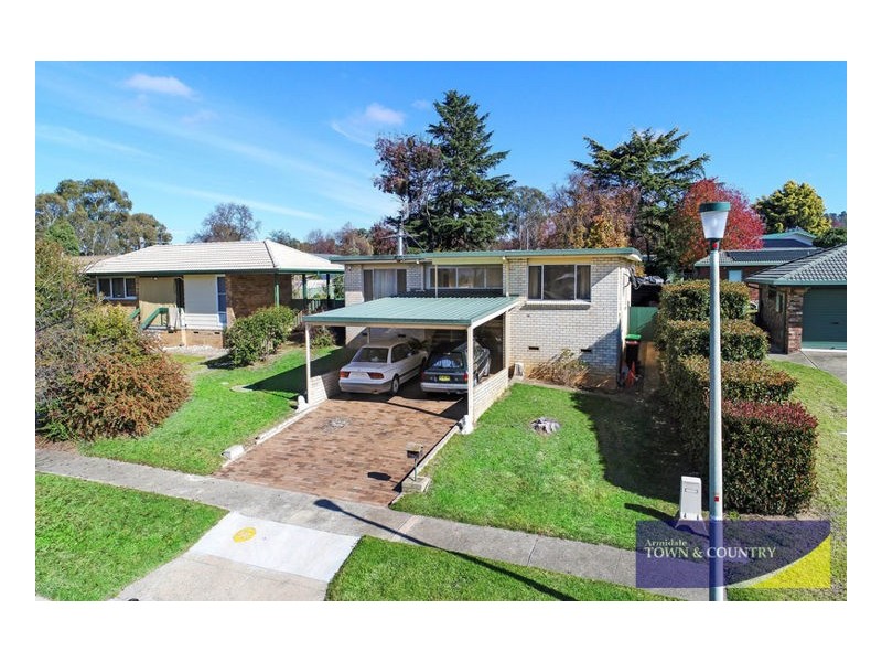 14 Kennedy Street, Armidale NSW 2350