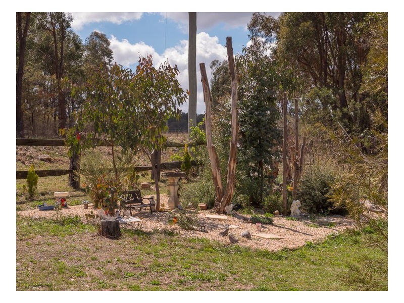 15 Moffatt Road, Armidale NSW 2350