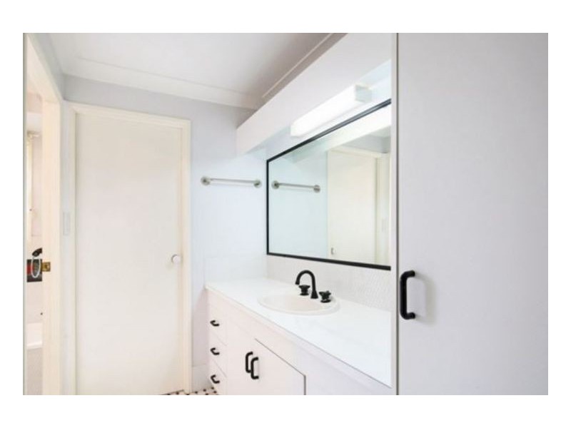 4 Evangalene Crescent, Armidale NSW 2350