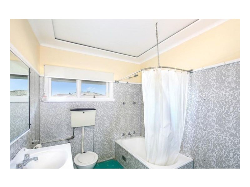 218 Erskine Street, Armidale NSW 2350