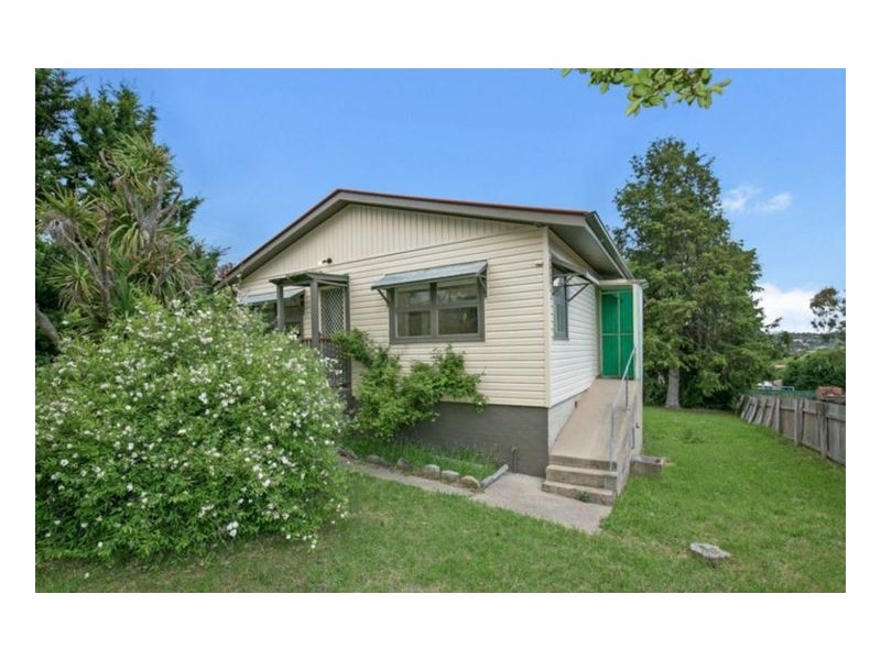 218 Erskine Street, Armidale NSW 2350