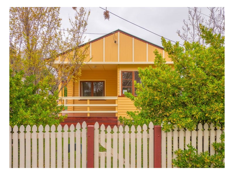 188 Brown Street, Armidale NSW 2350