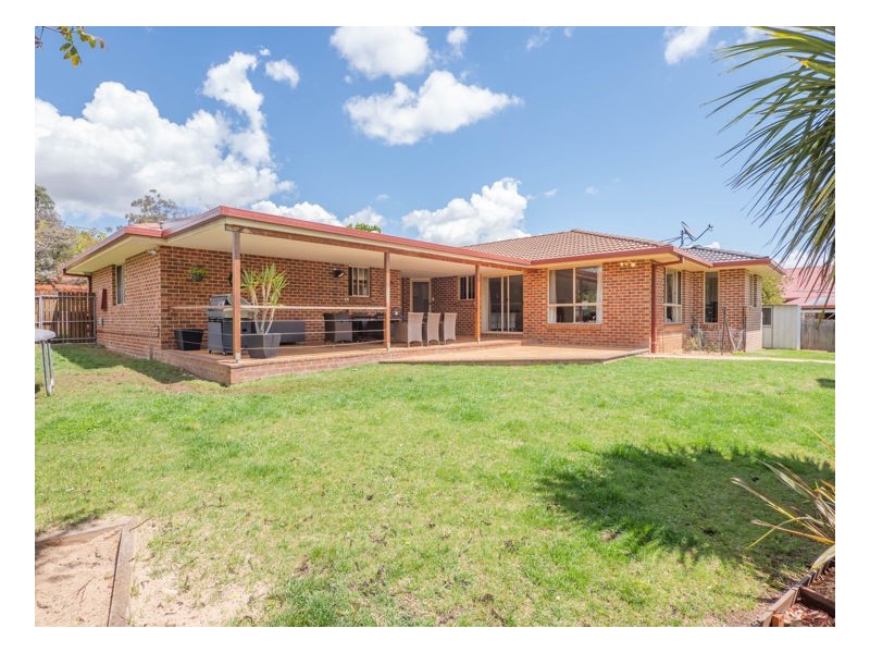 2 Kilkenny Close, Armidale NSW 2350