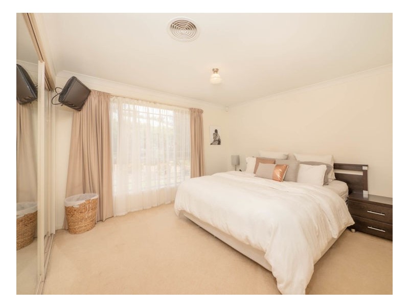 2 Kilkenny Close, Armidale NSW 2350