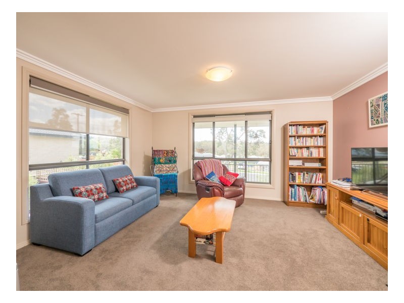 30 Arundel Drive, Armidale NSW 2350