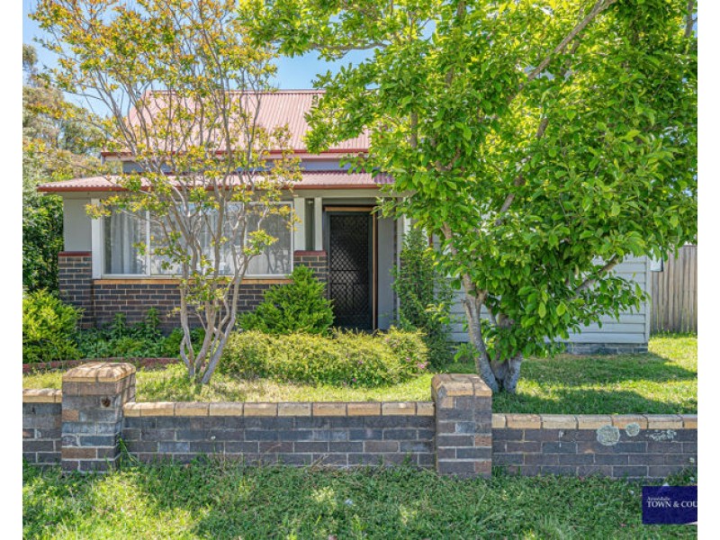 102 Niagara Street, Armidale NSW 2350