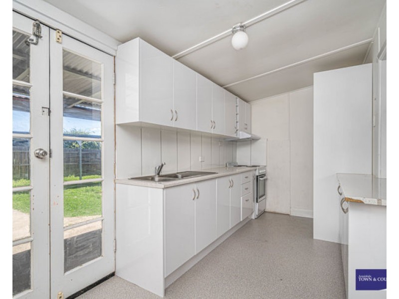 102 Niagara Street, Armidale NSW 2350