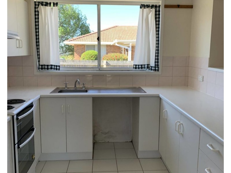 7 Anton Close, Armidale NSW 2350