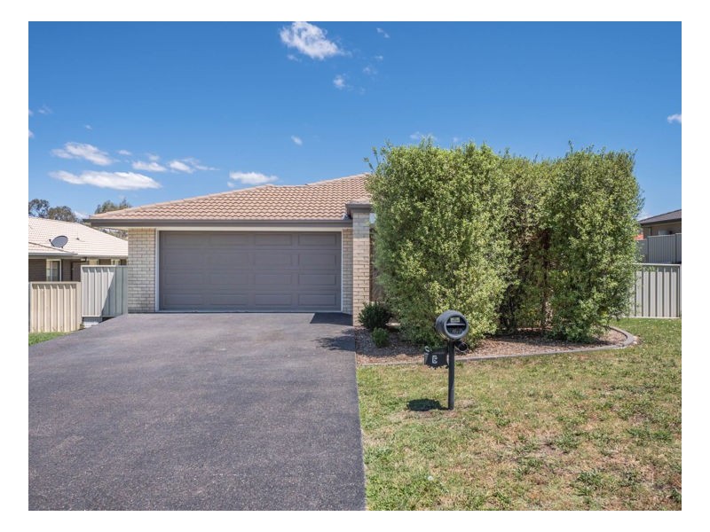 6 Ben Venue Boulevarde, Armidale NSW 2350