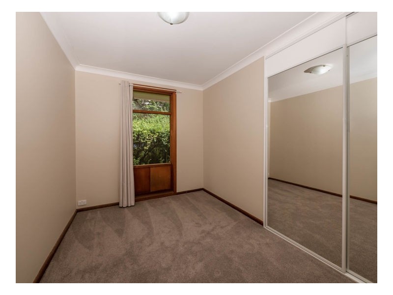 8 Catherine St, Armidale NSW 2350