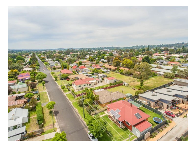 284 Dumaresq Street, Armidale NSW 2350