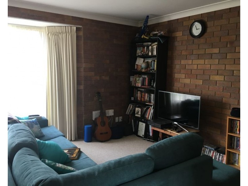 1/1 Verna Close, Armidale NSW 2350