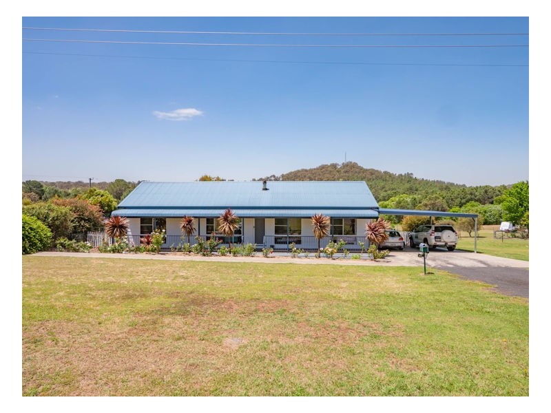 45 John Street, Uralla NSW 2358