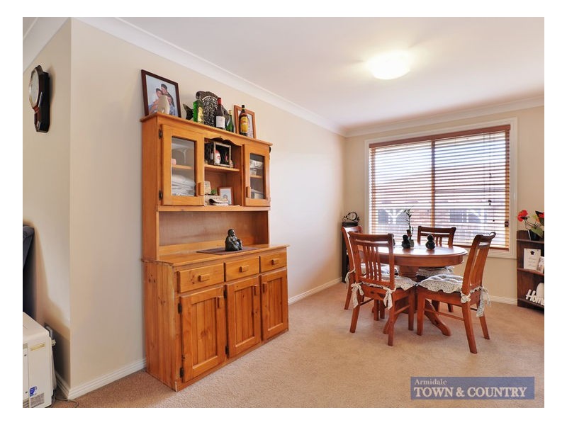 17 MacDonald Drive, Armidale NSW 2350