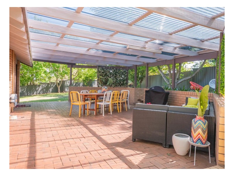 10 Freeman Crescent, Armidale NSW 2350
