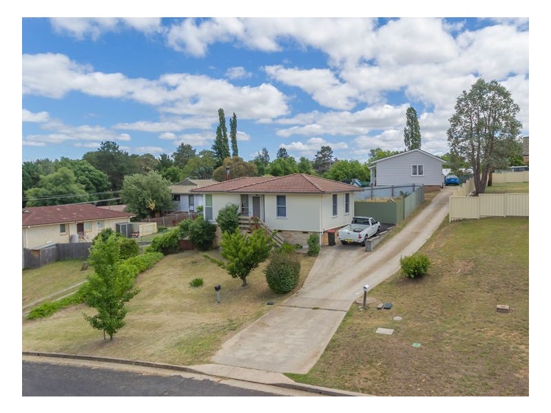 1 Herbert Lane, Armidale NSW 2350