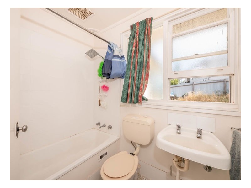 1 Herbert Lane, Armidale NSW 2350