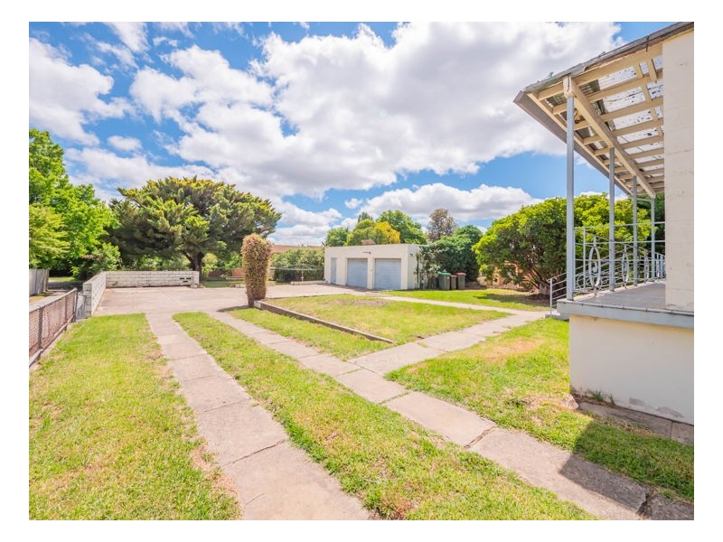 115 Barney Street, Armidale NSW 2350