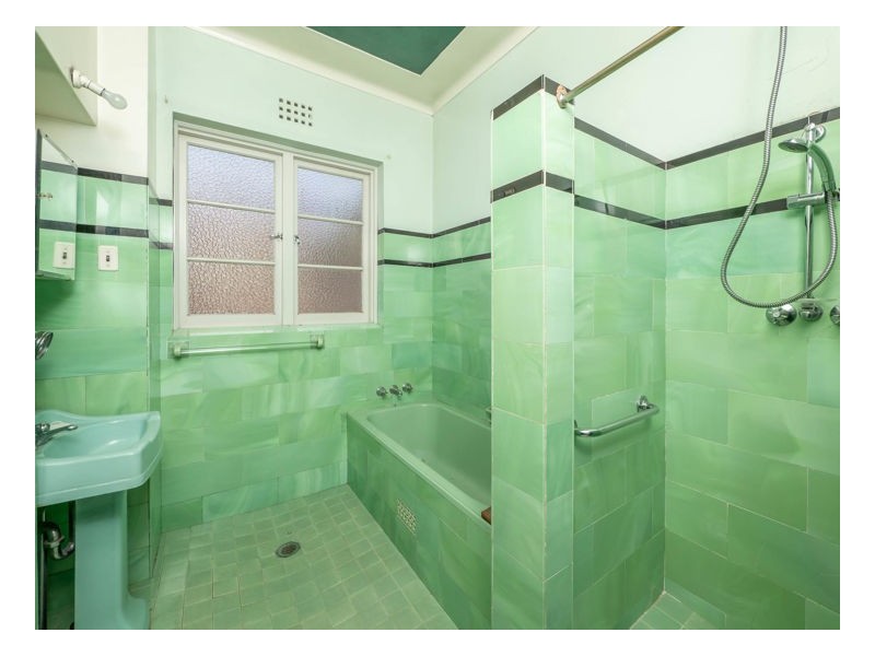 115 Barney Street, Armidale NSW 2350