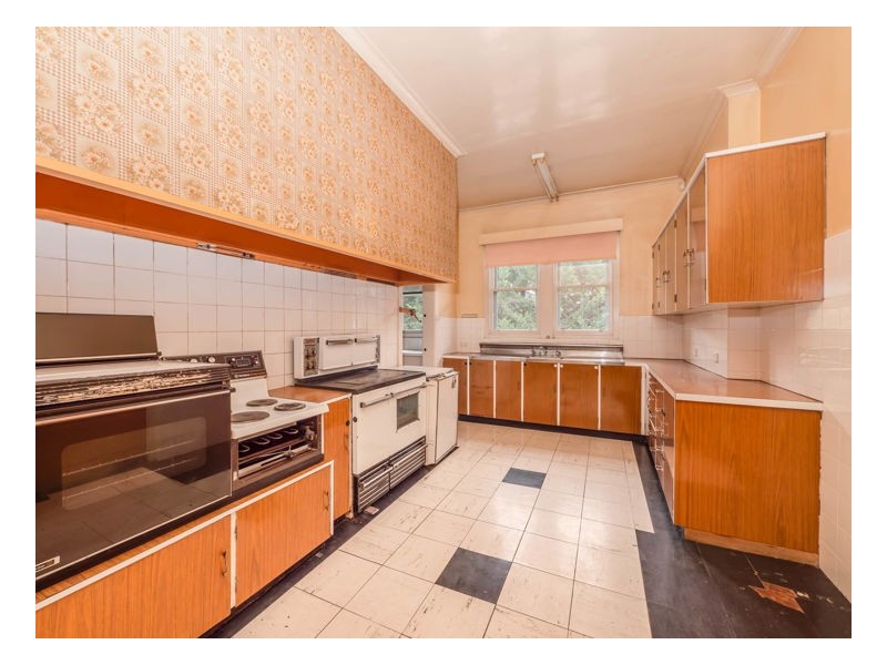 115 Barney Street, Armidale NSW 2350