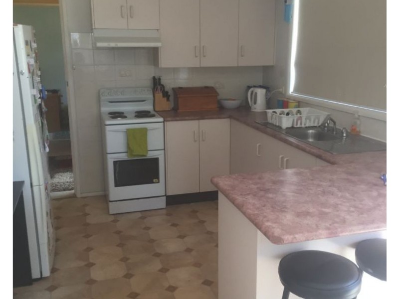 House 3, 11563 New England Highway, Armidale NSW 2350