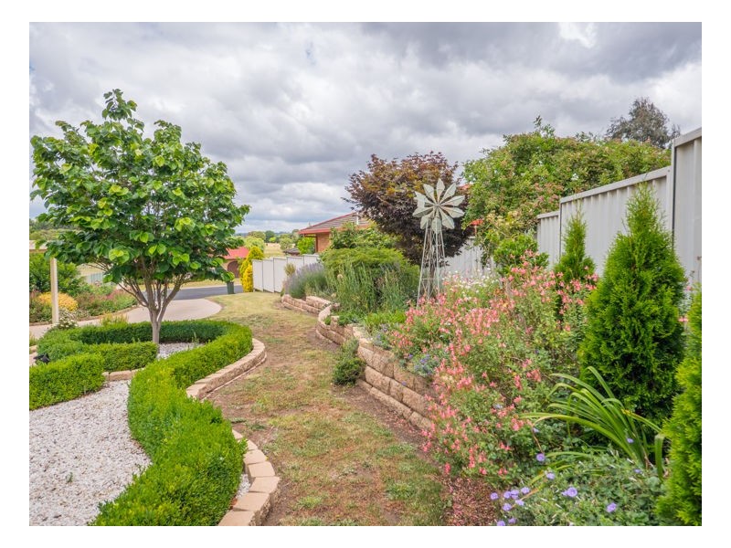 5 Chandler Close, Armidale NSW 2350