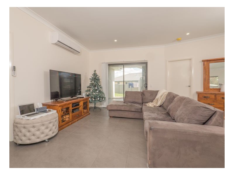 2 Beatrice Close, Armidale NSW 2350