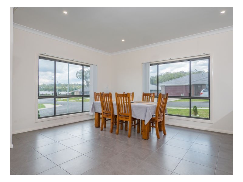 2 Beatrice Close, Armidale NSW 2350