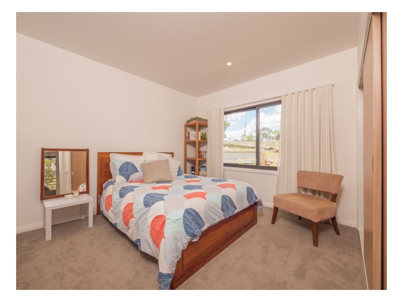 63 Herbert Park Road, Armidale NSW 2350