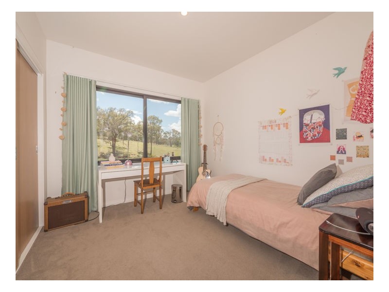 63 Herbert Park Road, Armidale NSW 2350