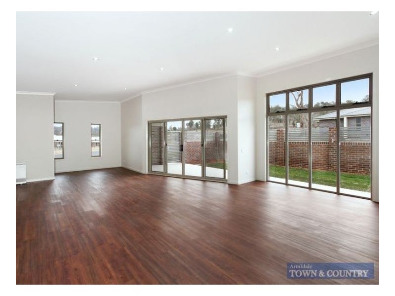 75 Box Hill Drive, Armidale NSW 2350