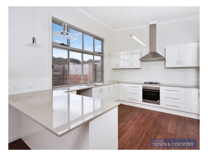 75 Box Hill Drive, Armidale NSW 2350