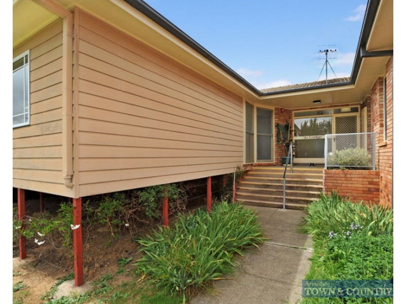 13/60 Claude Street, Armidale NSW 2350