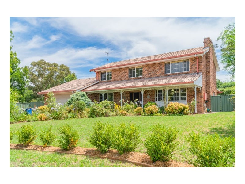 5 Eulahbar Crescent, Armidale NSW 2350