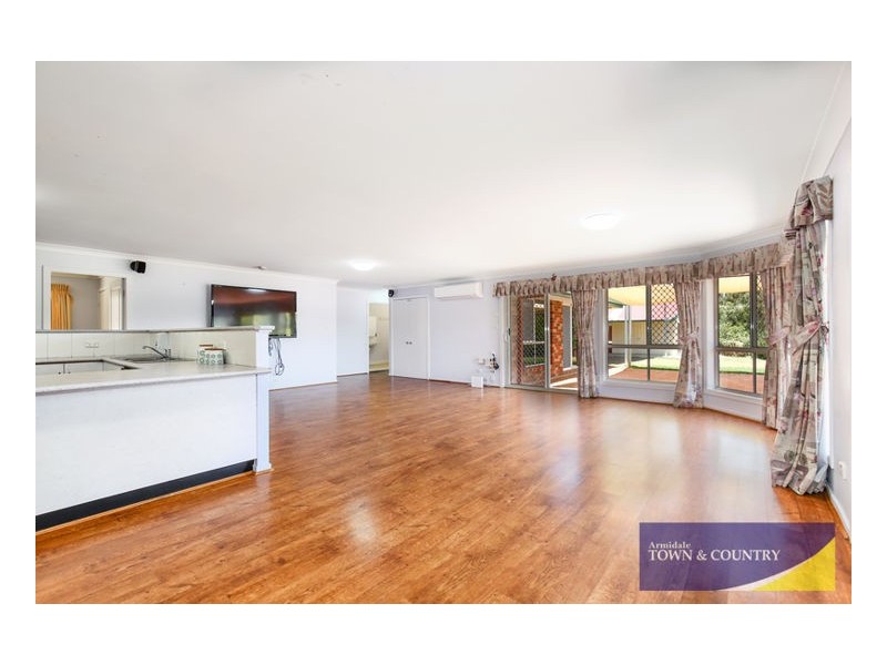10 Kurrawatha Avenue, Armidale NSW 2350
