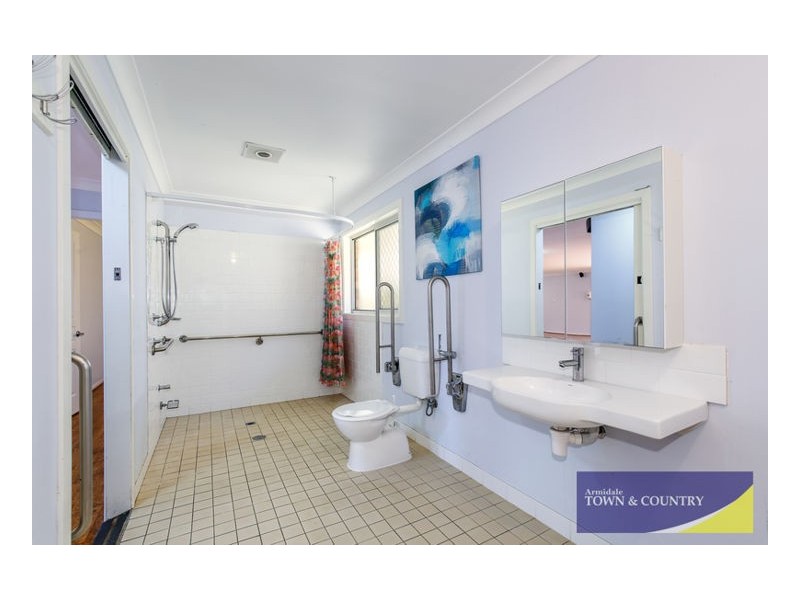 10 Kurrawatha Avenue, Armidale NSW 2350