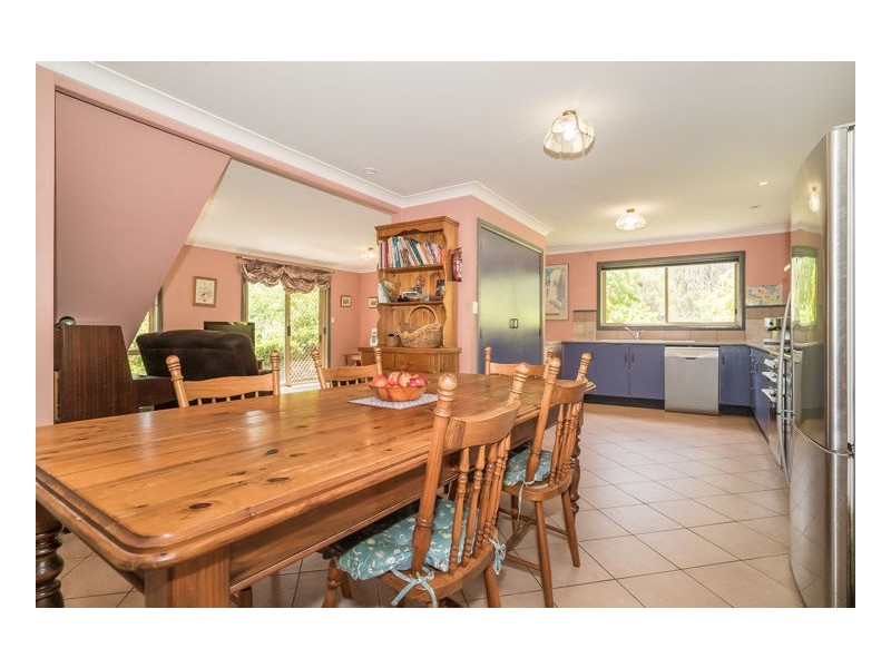 5 Highlands Road, Armidale NSW 2350