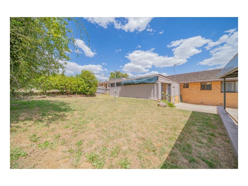 11 Schultz Avenue, Armidale NSW 2350