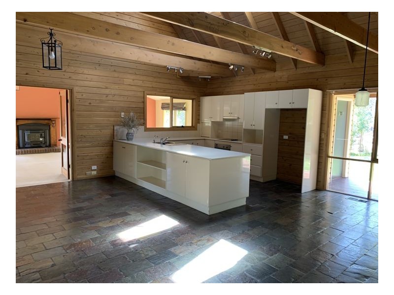 614 Puddledock Road, Armidale NSW 2350