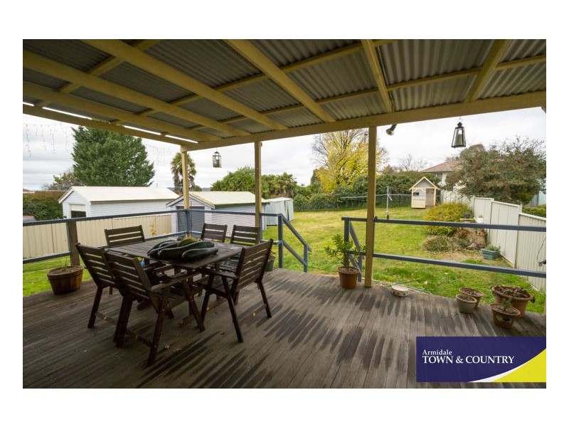 60 Newton Street, Armidale NSW 2350