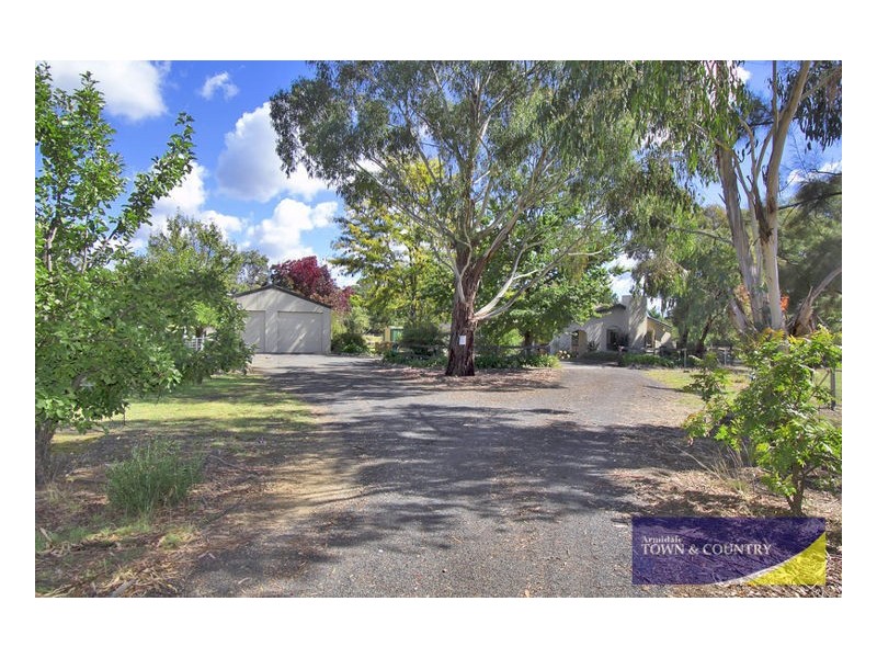 8 Barloo Road, Armidale NSW 2350