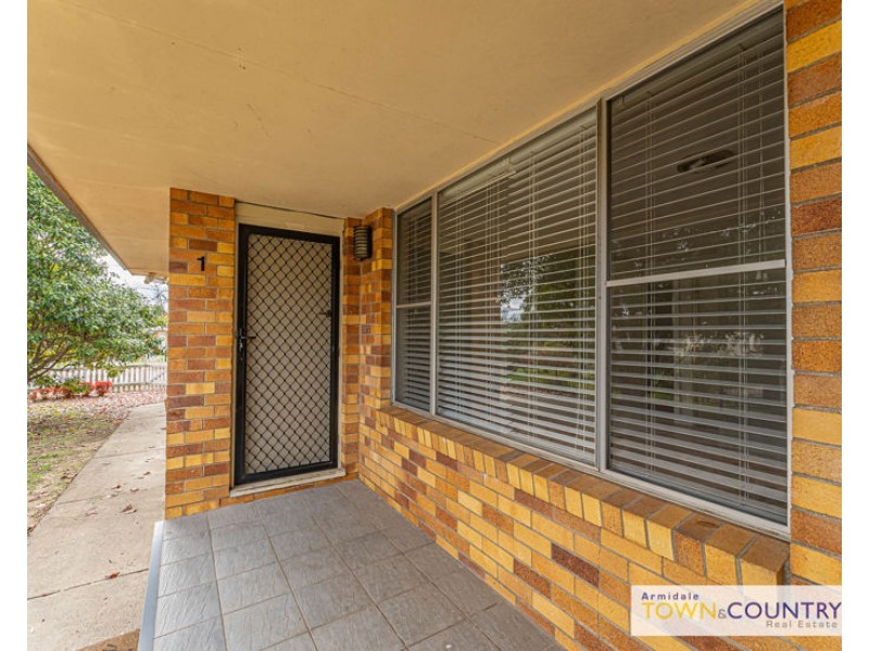 1/12 Kuranda Avenue, Armidale NSW 2350