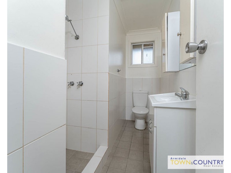 1/12 Kuranda Avenue, Armidale NSW 2350