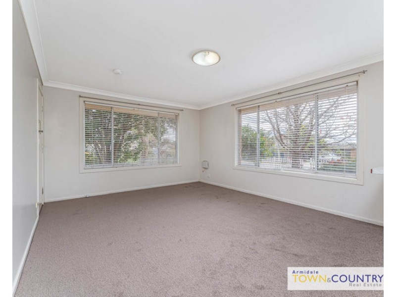 1/12 Kuranda Avenue, Armidale NSW 2350