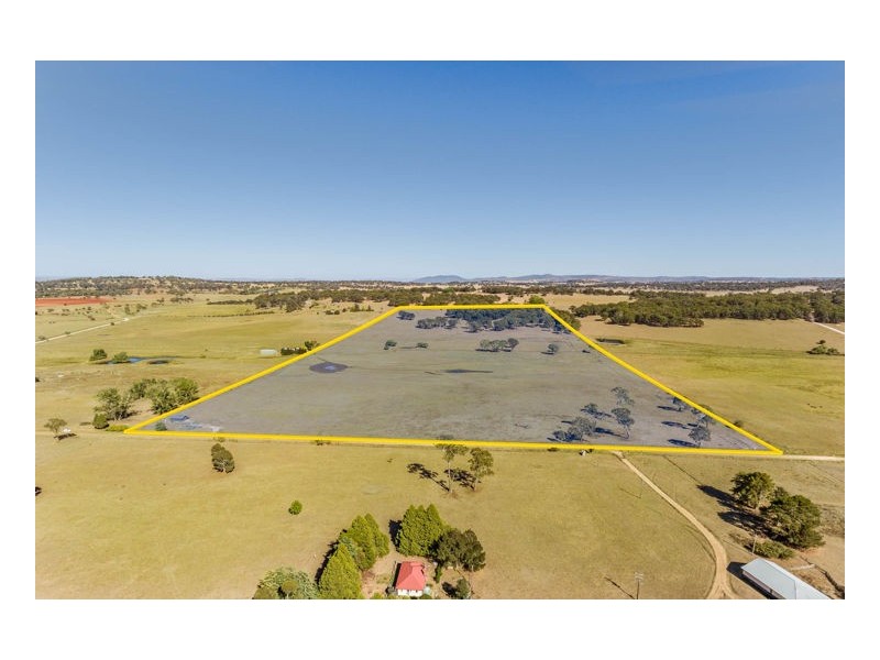402 Dumaresq Road, Armidale NSW 2350