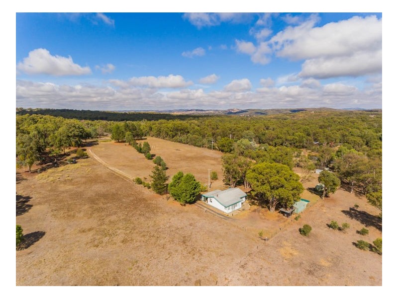 92 Kendall Road, Armidale NSW 2350