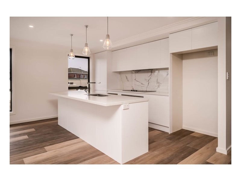 6 Albion Close, Armidale NSW 2350